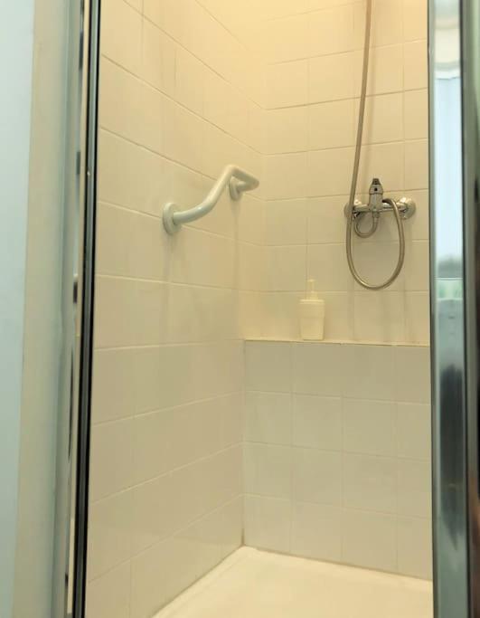 Apartamento Sj1e Heart Of Baixa With New A/c Spacious Friendly *
